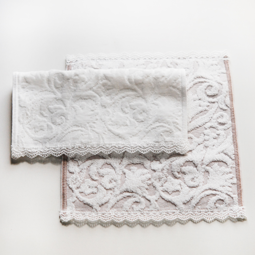 フランジュールの高級タオル、ジュリエット。優雅なモチーフがインテリアのアクセントになります。