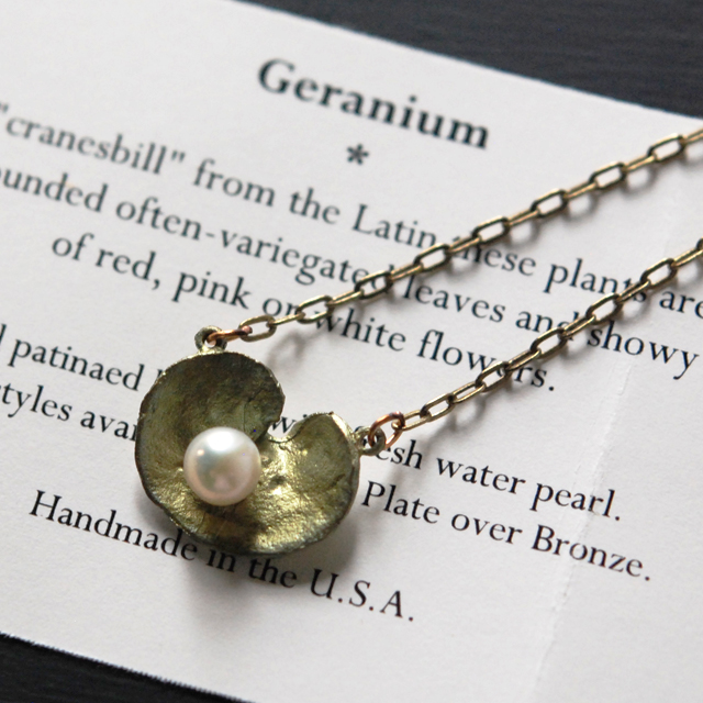 Michael Michaud（マイケルミショー）のアクセサリー。自然をモチーフにしたネックレスやピアス。