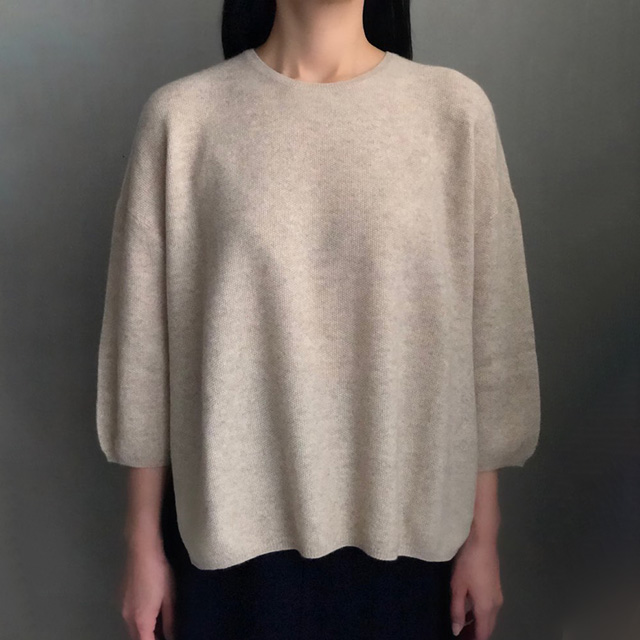 オユーナ（OYUNA）のコレクション。上質なカシミアウェアが入荷しております。イギリスブランド。