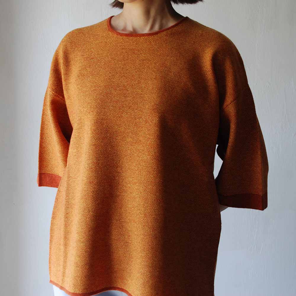 オユーナ（OYUNA）のコレクション。上質なカシミアウェアが入荷しております。イギリスブランド。