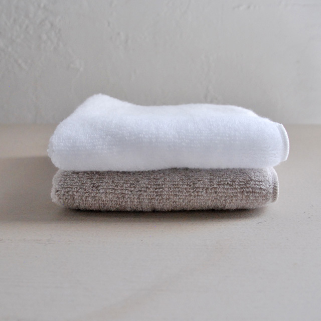 フランジュールの高級タオル、モアルー。上質なコットン、コーマ無撚糸でお作りしています。