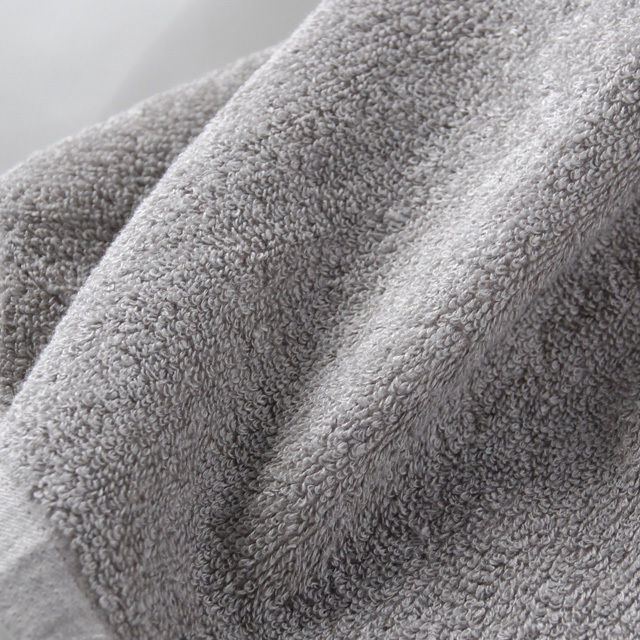 オリジナルタオル、『グラース』。ヨーロッパ産リネンを使用しています。上質で爽やかな感触です。