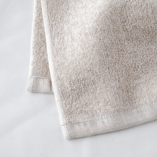 オリジナルタオル、『グラース』。ヨーロッパ産リネンを使用しています。上質で爽やかな感触です。