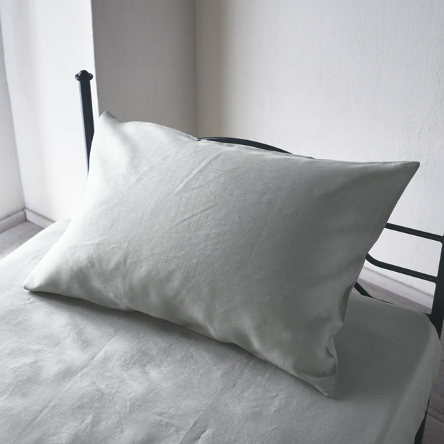 シノンピローケース。フランジュール　FRANCJOUR　ベッドリネン BED LINEN マルチネリ MARTINELLI