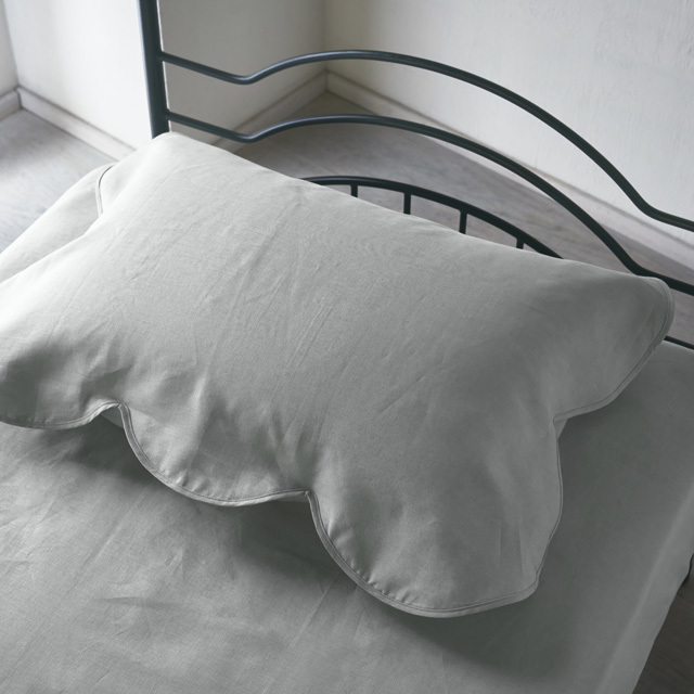 スカラピローケース。フランジュール　FRANCJOUR　ベッドリネン BED LINEN マルチネリ MARTINELLI