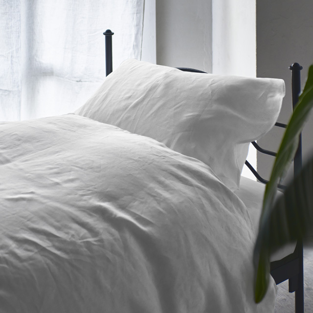 スカラピローケース。フランジュール　FRANCJOUR　ベッドリネン BED LINEN マルチネリ MARTINELLI