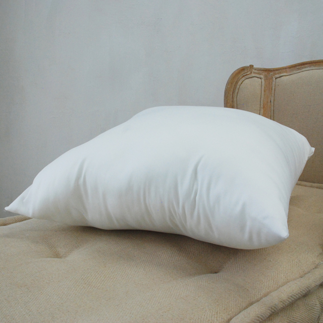 ポリ ヌードクッション 角形 60×60