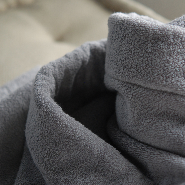 フランジュール　タオルケット。気持ちよい肌触り、吸水性の良さが特徴です。