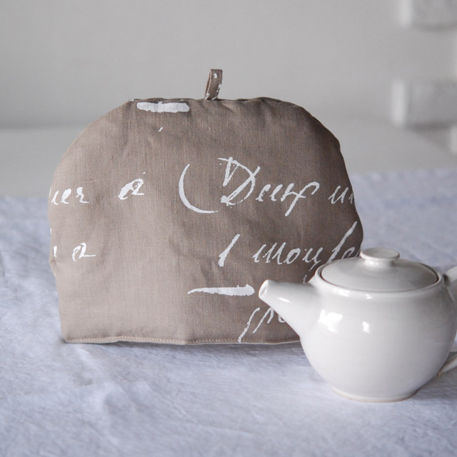 Francjour フランジュール ティーコゼ Stof生地 ポエム柄 t Francjour フランジュール ティーコゼ Stof生地 ポエム柄 t