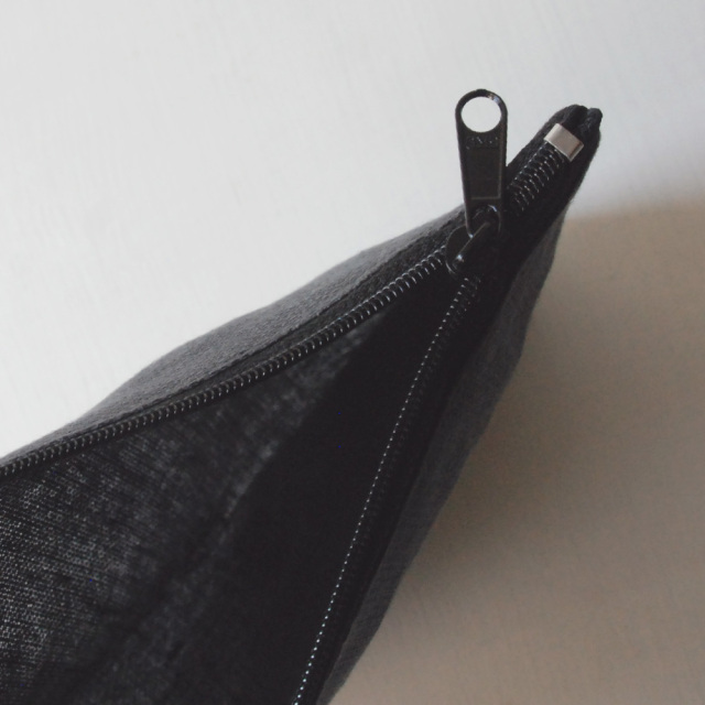 フランジュールオリジナルのリネンポーチ