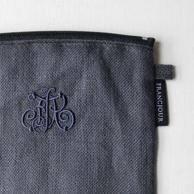 フランジュールオリジナルのリネンポーチ