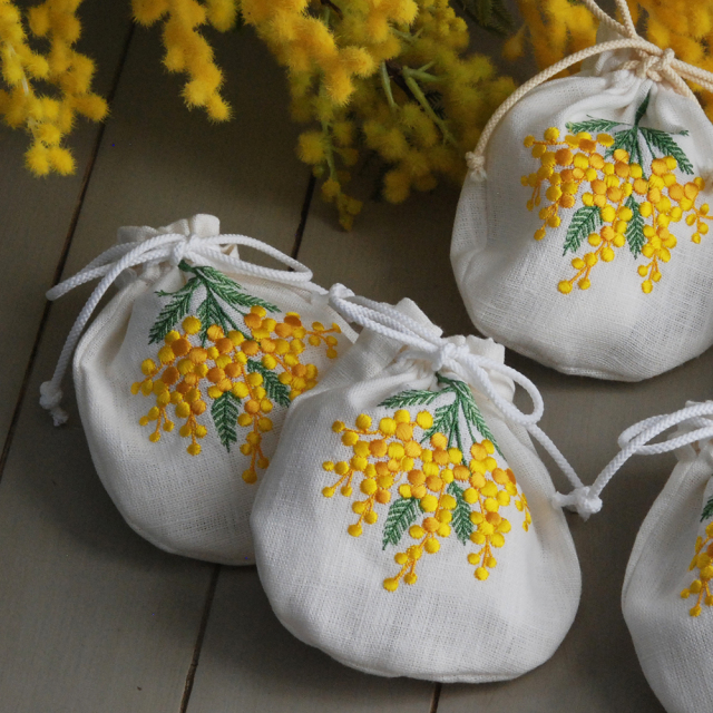 francjour フランジュール ｜ ミモザブーケリネン巾着/ブラン