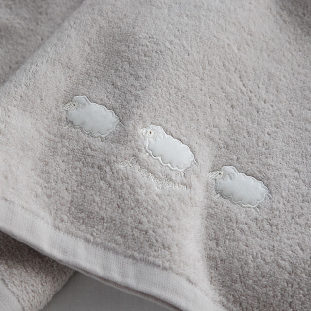 フランジュールのオリジナルベビーアイテム。優しい肌触りです。