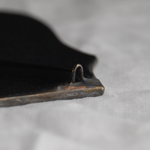 atelier mado(アトリエマド)は神戸にある小さなステンドグラスの工房です。ステンドグラスや鏡を制作しています。