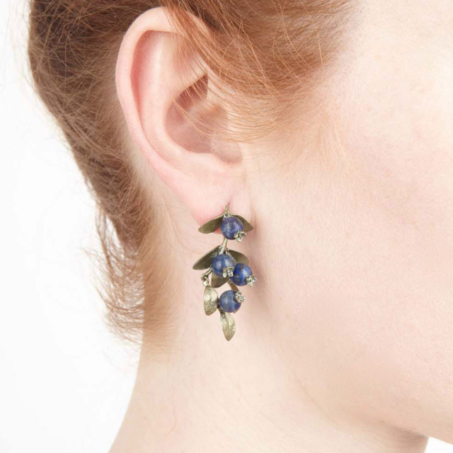 ブルーベリー ドロップピアス / Michael Michaud