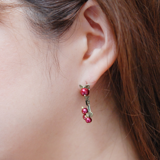 Michael Michaud（マイケルミショー）のアクセサリー。自然をモチーフにしたネックレスやピアス。