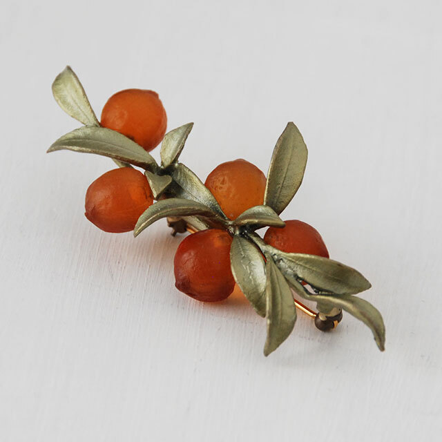 Michael Michaud（マイケルミショー）のアクセサリー。自然をモチーフにしたネックレスやピアス。