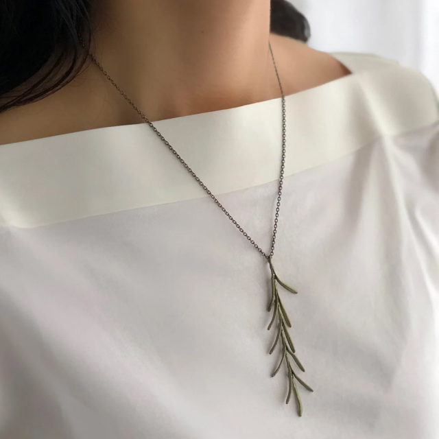 ローズマリー ペンダント / Michael Michaud