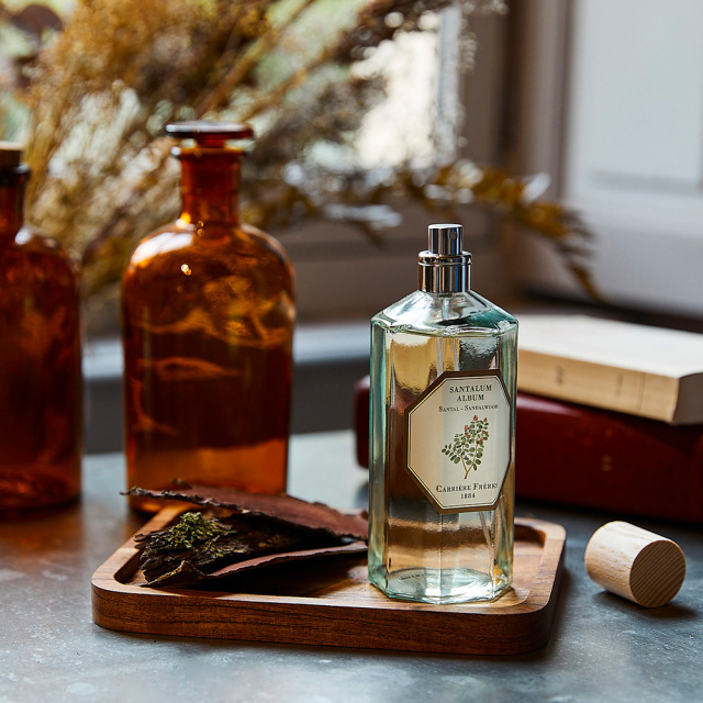 キャリエールフレール　フランスのフレグランス