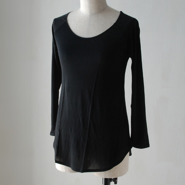 Cocoona　コクーナのシルクスキンウェア。肌に優しい、絹のなめらかな着心地。レギンス、キャミソール、ドレス、ナイトウェア。