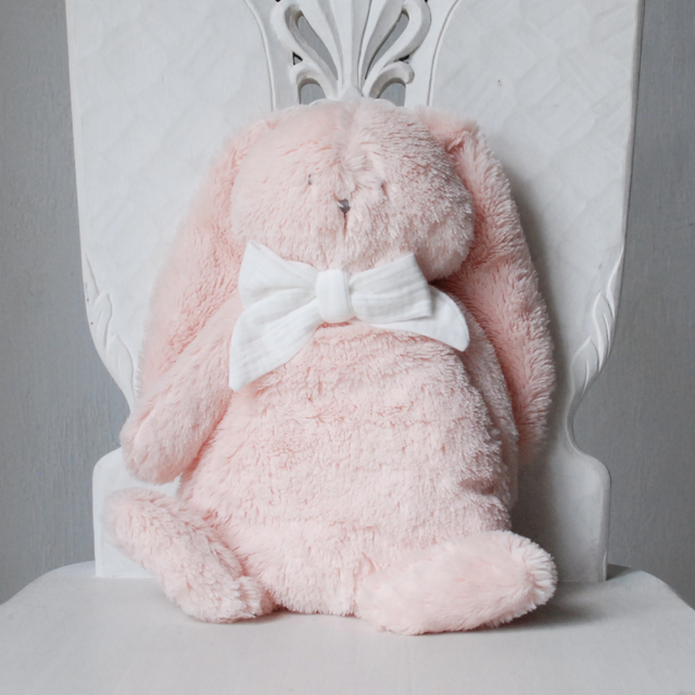 ウサギぬいぐるみ エラ / Dimpel 