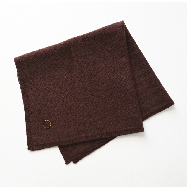 オユーナ（OYUNA）のコレクション。上質なカシミアウェアが入荷しております。イギリスブランド。