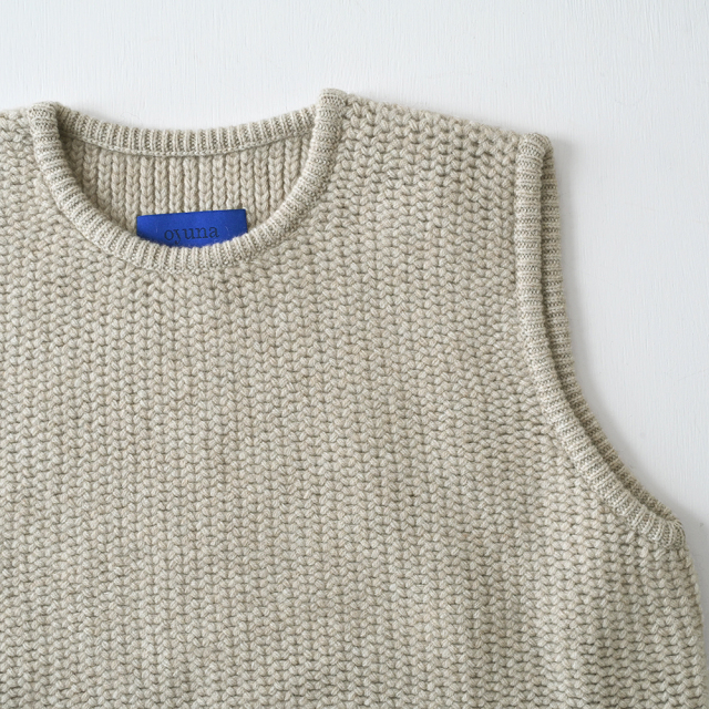 オユーナ（OYUNA）のコレクション。上質なカシミアウェアが入荷しております。イギリスブランド。