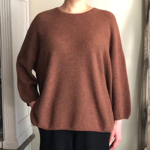 オユーナ（OYUNA）のコレクション。上質なカシミアウェアが入荷しております。イギリスブランド。