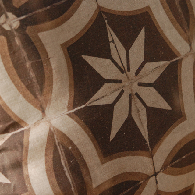 ヴォックスポプリ（VOX POPULI）南仏アヴィニョンの手作り品です。