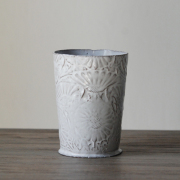 JB AdeV,creations depuis 1993 | Jean Baptiste Astier de Villatte　美しい白い陶器