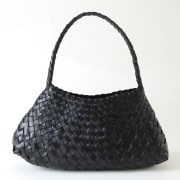 DRAGON（ドラゴン）のレザーメッシュバッグ