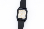CASIO 腕時計 スクエア スモール シルバー（LQ-142E-7A）【ネコポスOK】