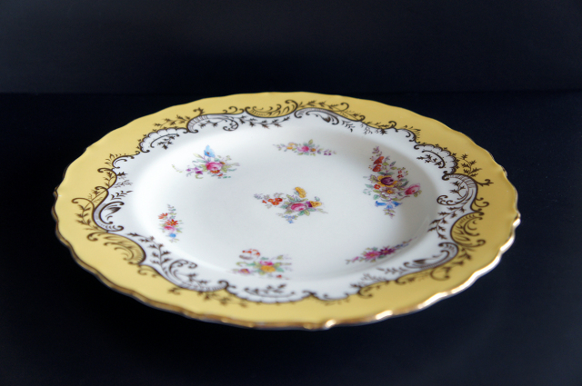 激レア☆　ヴィヴィアン×コールポート　プレート皿 激レア☆ ヴィヴィアン×コールポート プレート皿 【公式通販】