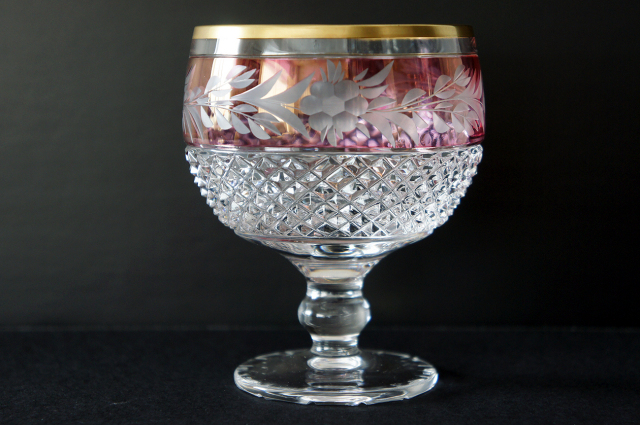 ローズカラー ワイングラス 英国アンティークとヴィンテージワインのfrench Cave