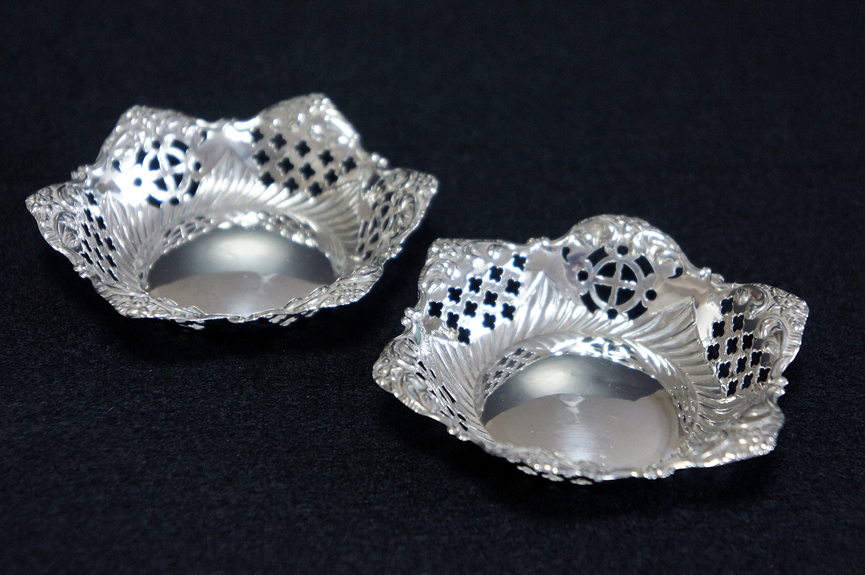 シルバー ペア ディッシュ 英国アンティークとヴィンテージワインの