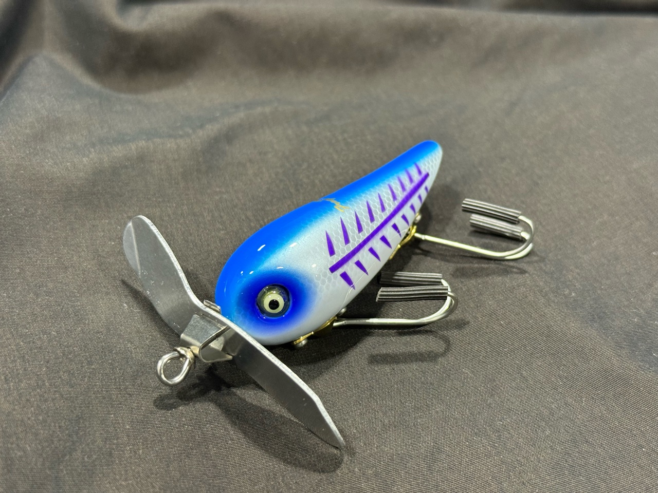 ジャクシープロップ:ブルースケール