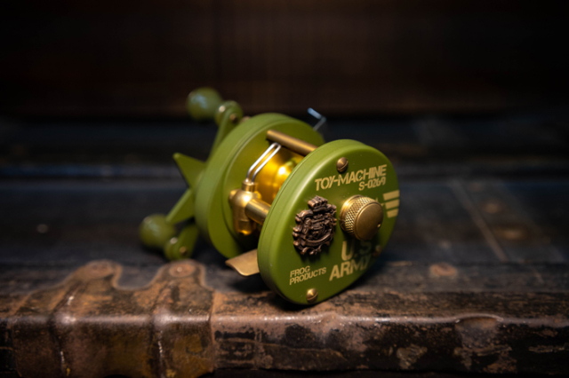 トイマシーンスーパーレイティブ右巻き：ミリタリー