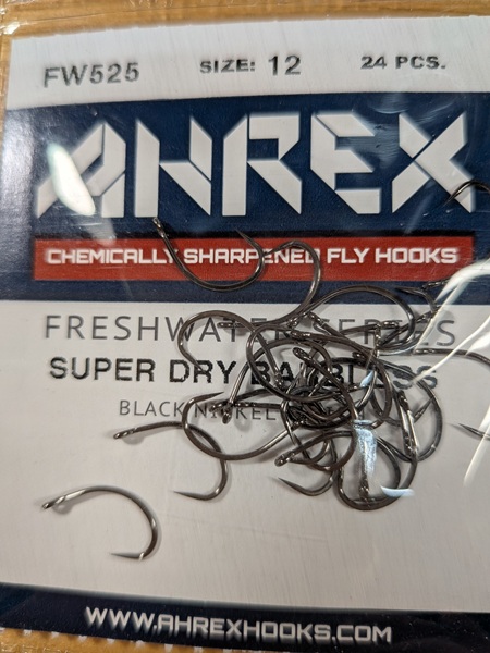 AHREX HOOKs FW525