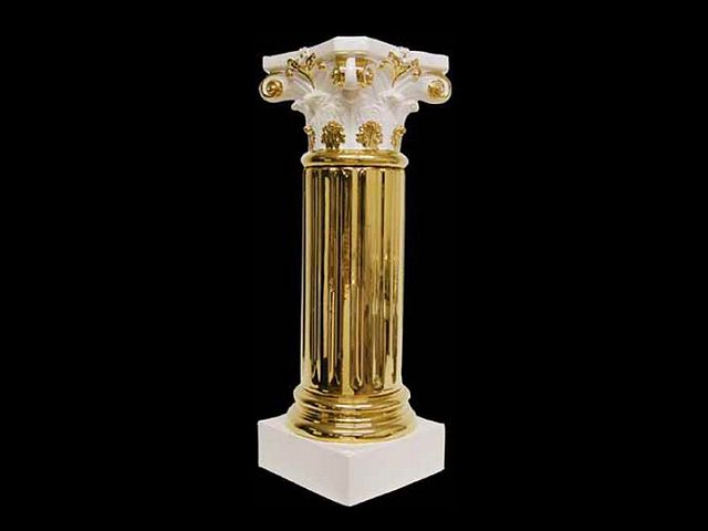 アウラ社　ホワイトゴールド　コラム