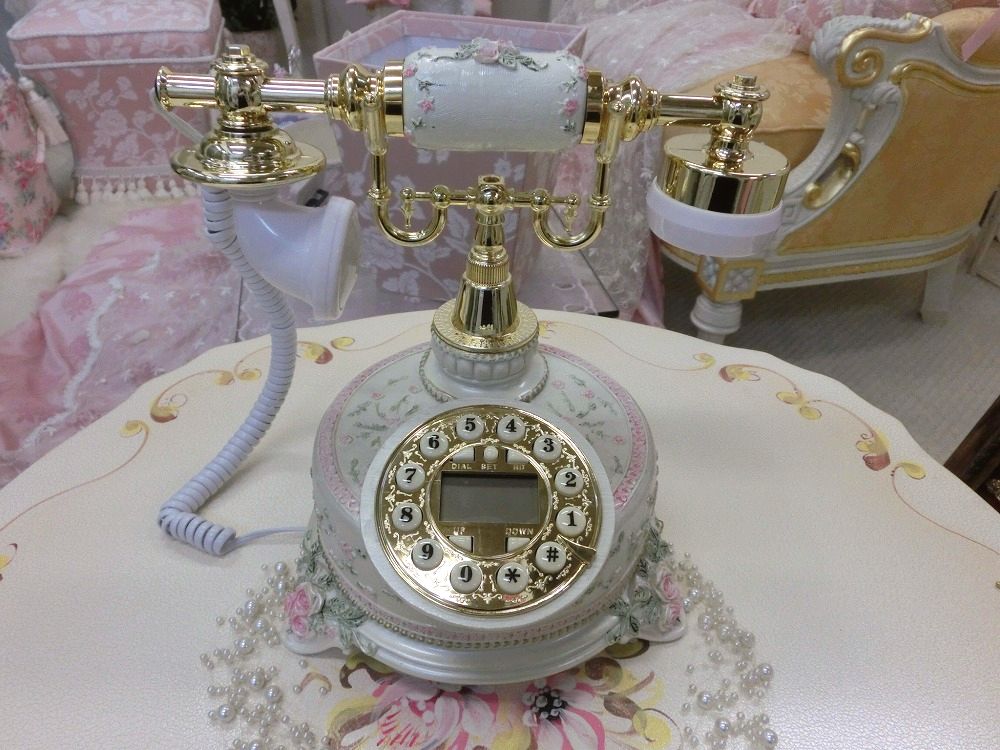 素敵な薔薇の電話機