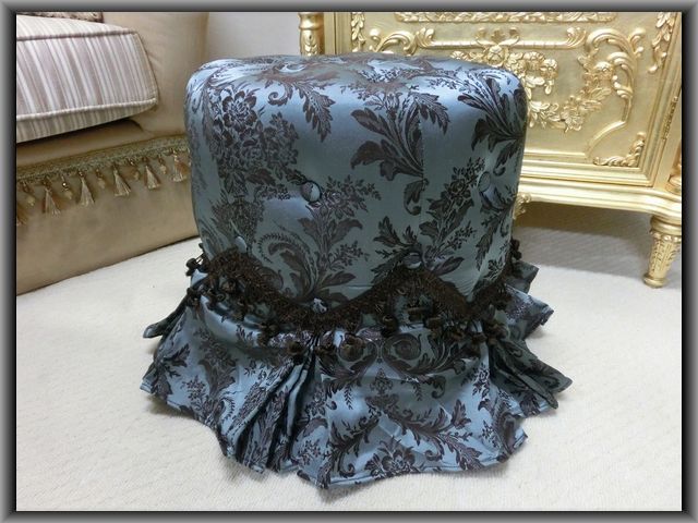 ジェニファーテイラースツール