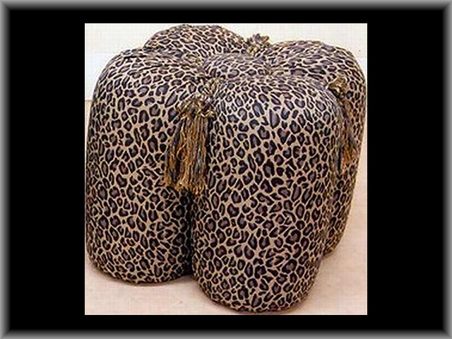 ジェニファーテイラースツール