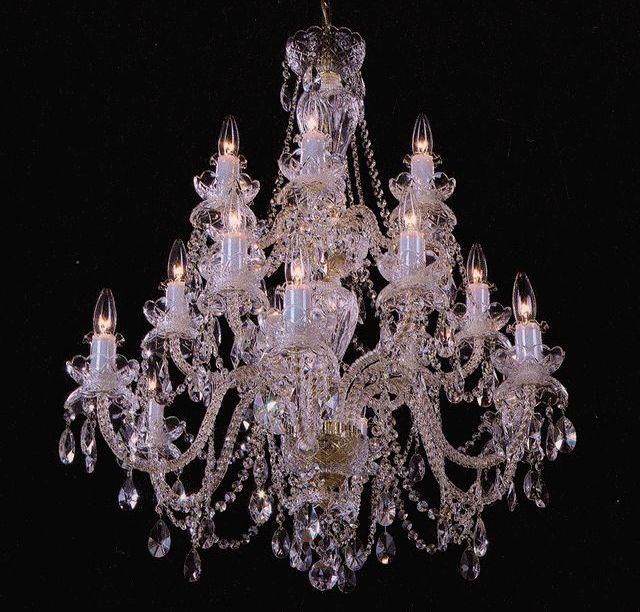 チェコ製クリスタルシャンデリア18灯
