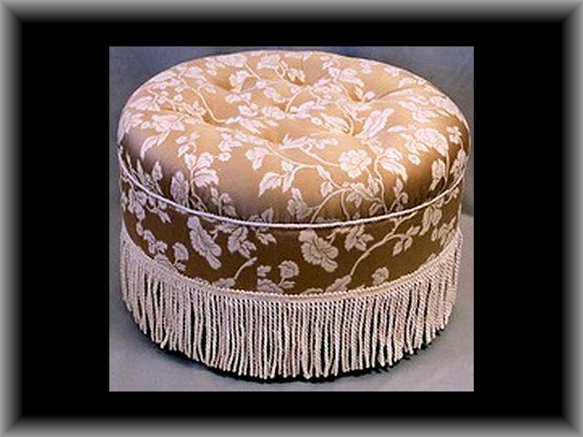 ヘアルーム　ラウンドスツール