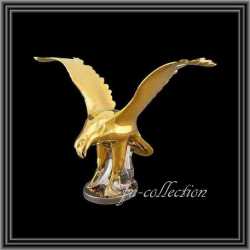 アウラ・ゴールドイーグル