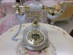素敵な薔薇の電話機