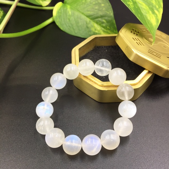 ムーンストーン　ブレスレット　13.5ミリ