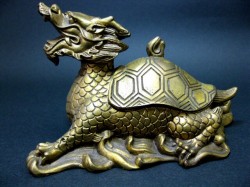 正財運を高めてくれる龍亀