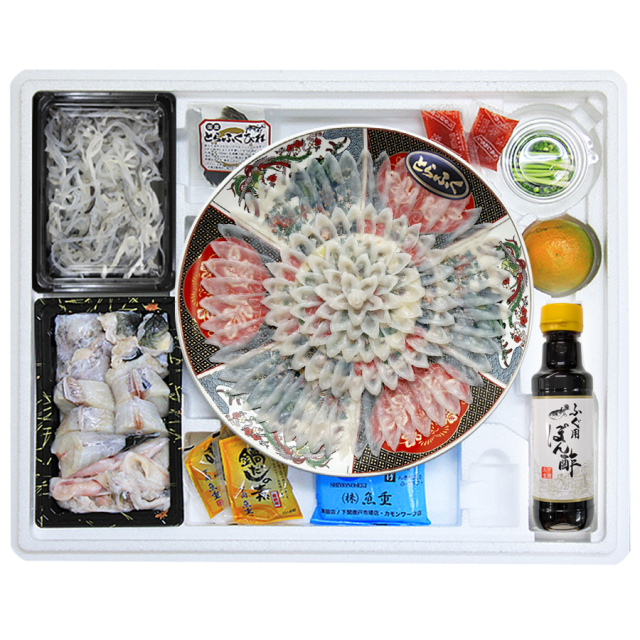 送料無料 国産とらふぐ刺身・ちり鍋セット（4-5人前・33cm陶器皿）／下関工場直送、株式会社魚重
