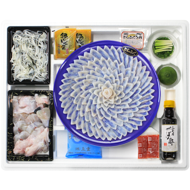 送料無料 国産とらふぐ刺身・ちり鍋セット（4-5人前・33cmプラ皿）／下関工場直送、株式会社魚重